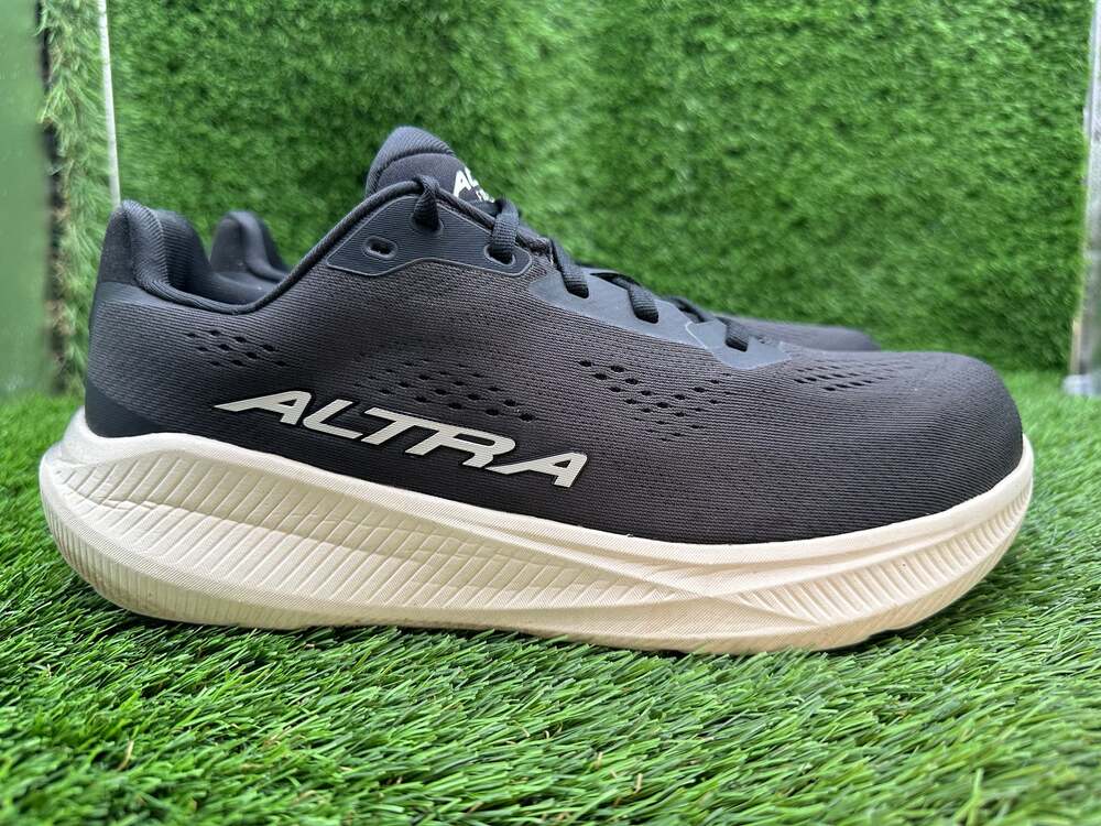 Altra Experience Flow ST AL0A85RJ010 Athletic Sneaker Men's 10 Black Mesh Sports
